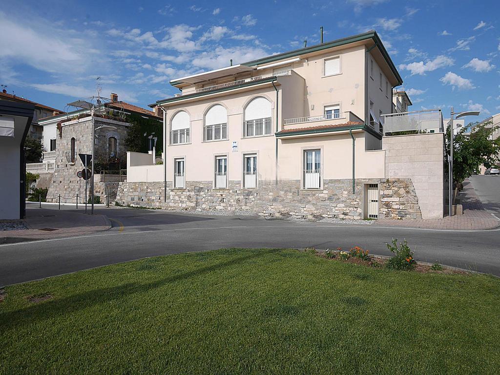 Residence Villa Livia 산빈첸초 외부 사진